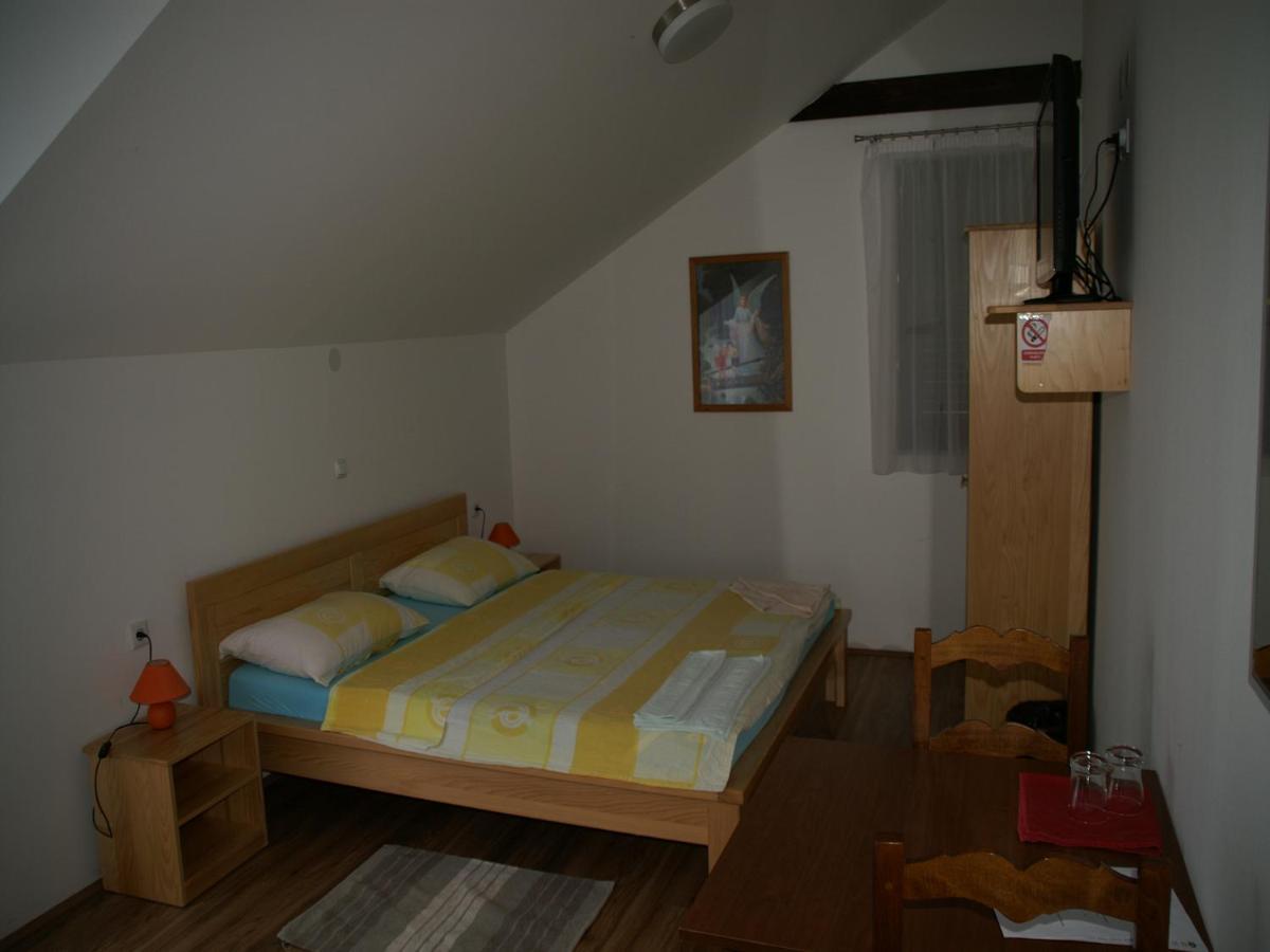 Bed & Breakfast Helena Bed and Breakfast Grabovac  Habitación foto